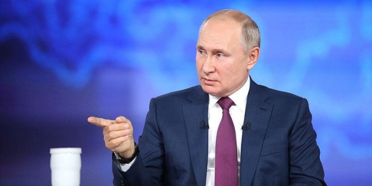 Putin’den düşmanlara gözdağı!