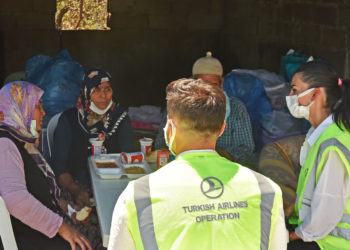 THY’den yangınla mücadeleye tam destek