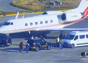 ACM Air pilotu ve İspanyol yolcu tutuklandı