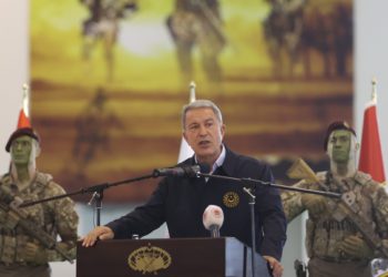 Bakan Akar: Kabil Havalimanı’nı işletmeye talibiz