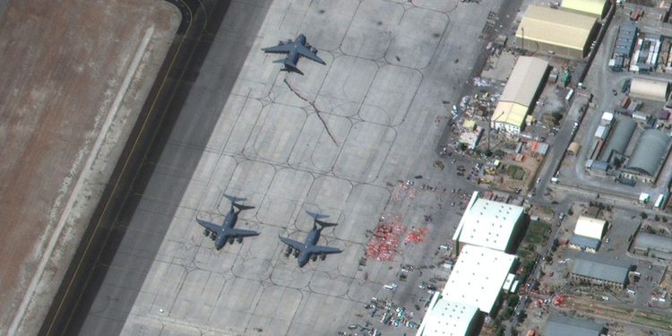 Taliban sözcüsü: Kabil Havalimanı güvenliğini biz sağlayacağız