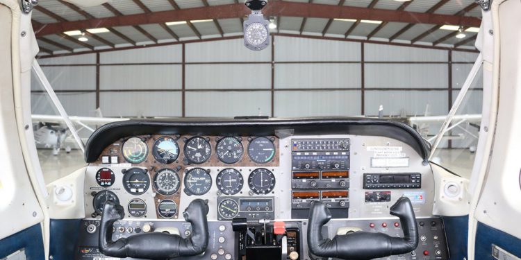 ABD’de küçük uçak düştü: 3 ölü