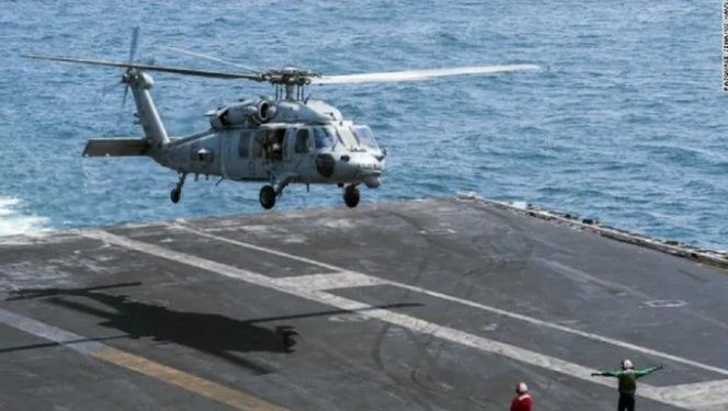 ABD’de helikopter denize çakıldı