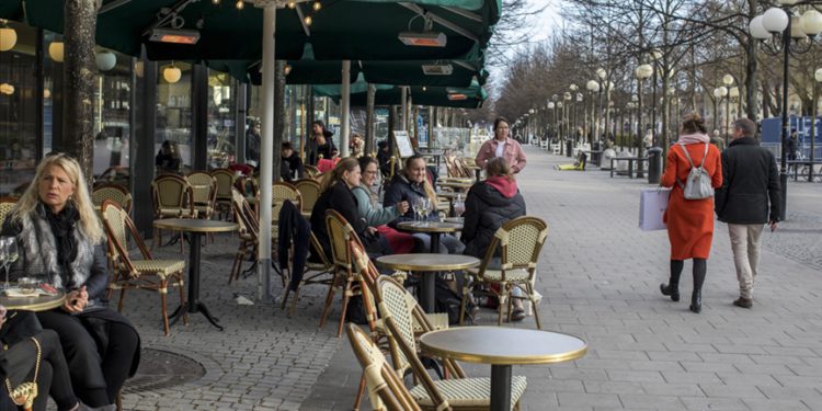 Norveç’te Kovid-19 kısıtlamaları sona erdi