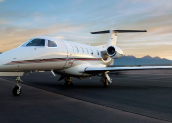 NetJets’ten Embraer’e 100 Phenom 300E siparişi