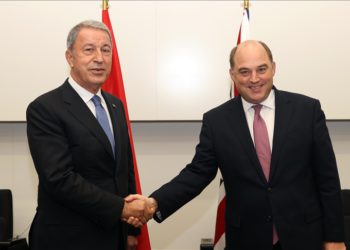 Bakan Akar’dan NATO’da önemli görüşmeler