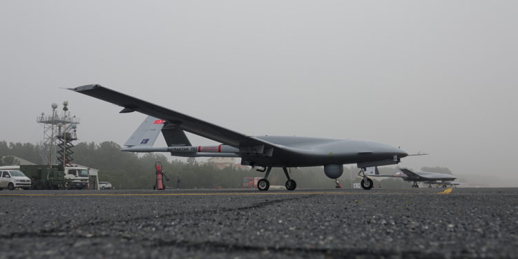 Bayraktar TB2’den yeni rekor: 400 bin uçuş saatini tamamladı