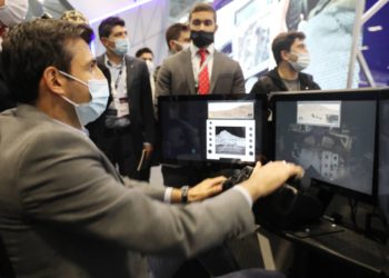 Selçuk Bayraktar M60 tank simülatörünü test etti