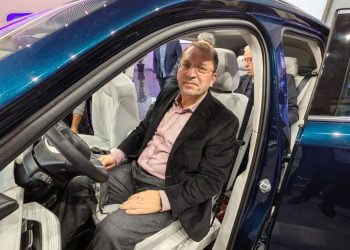 Togg yerlilik tuzağına düşmemeli!