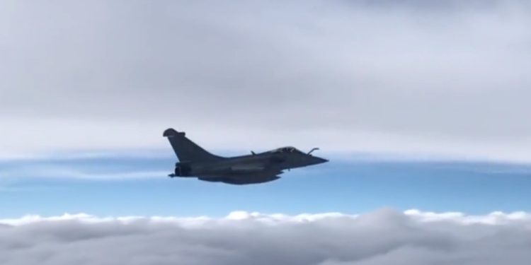 Karadeniz üzerinde sıcak yakınlaşma