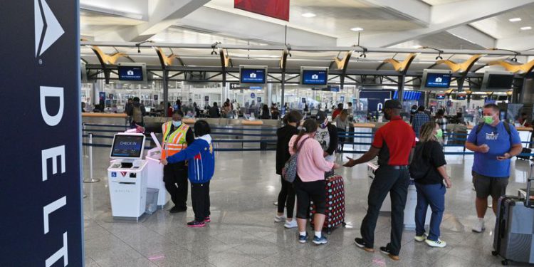 Yolcu talebinde iyileşme sürüyor