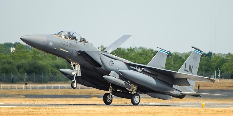 Boeing, Japonya’nın F-15’lerini modernize edecek