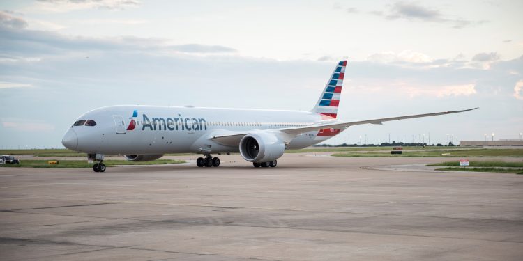 Boeing, 787’lerdeki gecikme için American Airlines’e para ödüyor