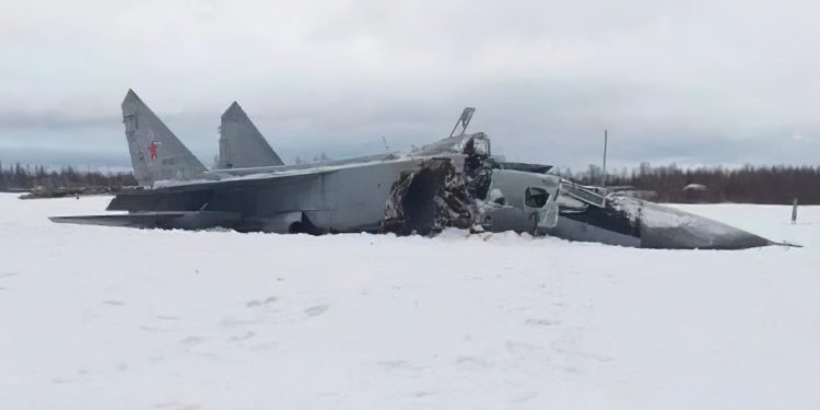 Rusya’da MiG-31 pistten çıktı