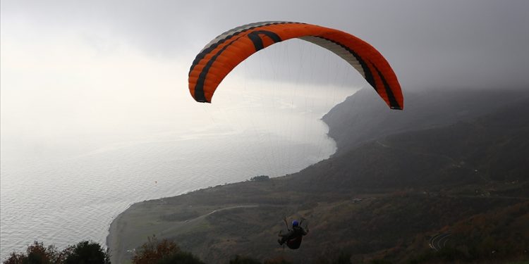 2021’de 10 bin paraşütçü Uçmakdere’den uçuş yaptı