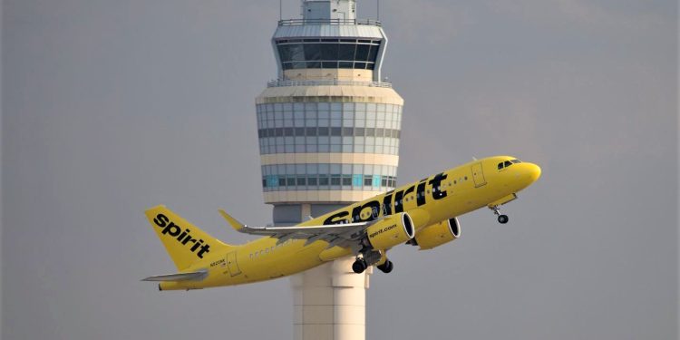 Frontier ve Spirit güçlerini birleştiriyor