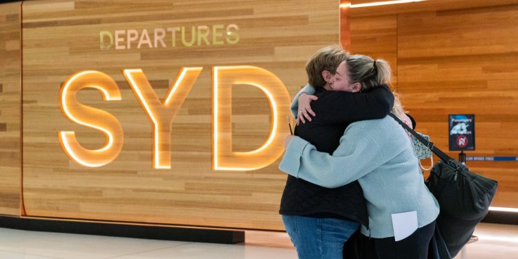 Avustralya uluslararası sınırları yeniden açıyor