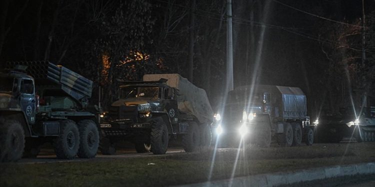 Kiev’deki Gostomel havaalanının kontrolü Ukrayna’da