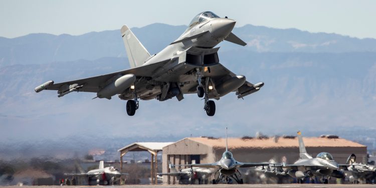 İngiliz jetlerden, Rus bombardıman uçaklarına önleme