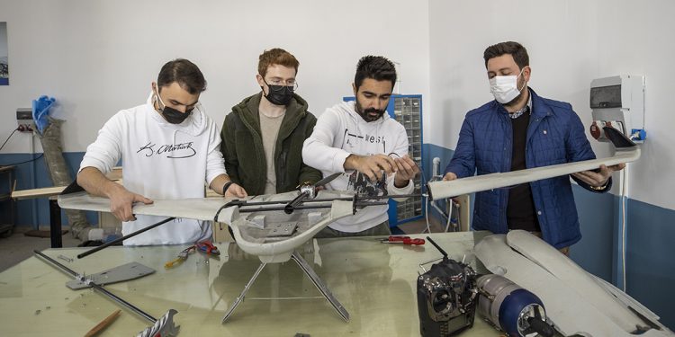 İHAMER, İHA teknolojisi için insan gücü yetiştiriyor