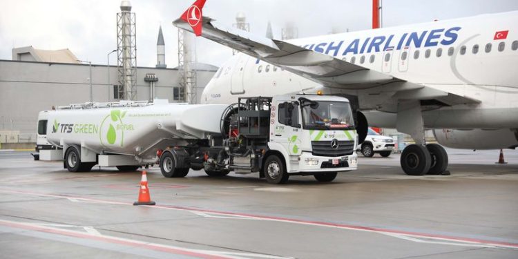 THY, ilk biyoyakıtlı uçuşunu yaptı