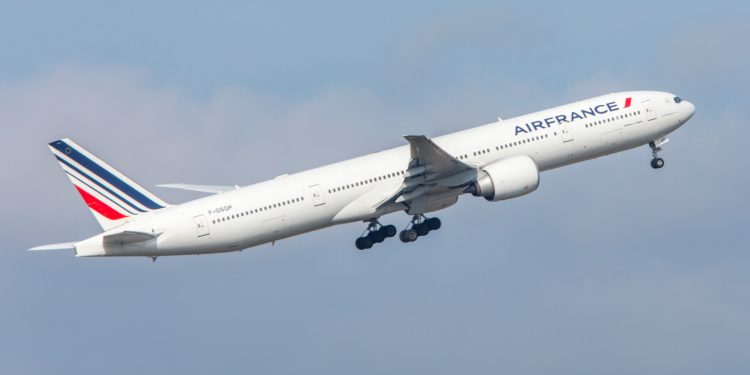 Air France Tokyo’dan Paris’e Rusya’yı kullanmadan uçtu