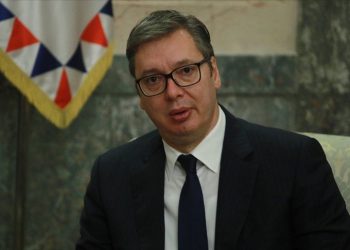 Sırbistan Cumhurbaşkanı, Rusya uçuşları için Türkiye’yi örnek gösterdi