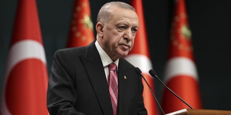 Erdoğan: ABD ile F-16 konusu olumlu ilerliyor