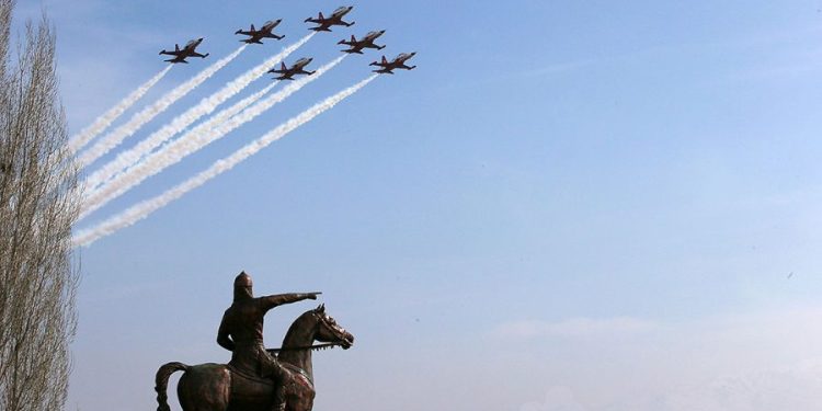 Türk Yıldızları Muş semalarında