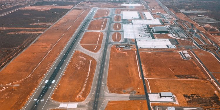 Dakar Havalimanı’nda uçak yakıtı kıtlığı başladı