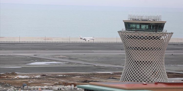 Rize-Artvin Havalimanı’nda test uçuşu gerçekleştirildi