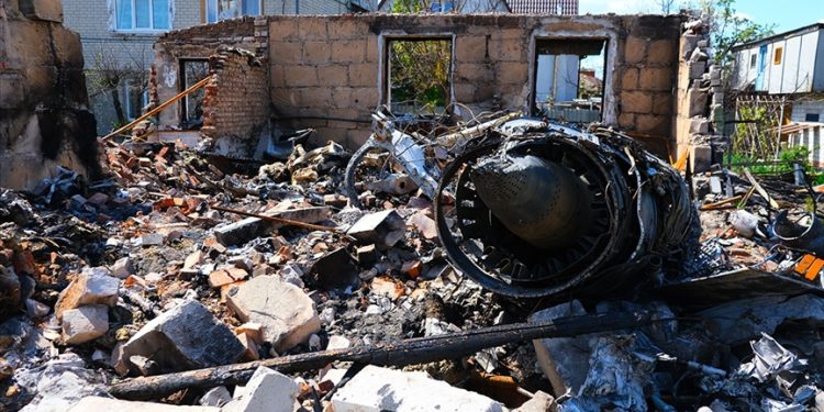 Rusya: Odessa’da Ukrayna’ya ait Mig-29 savaş uçağı düşürüldü