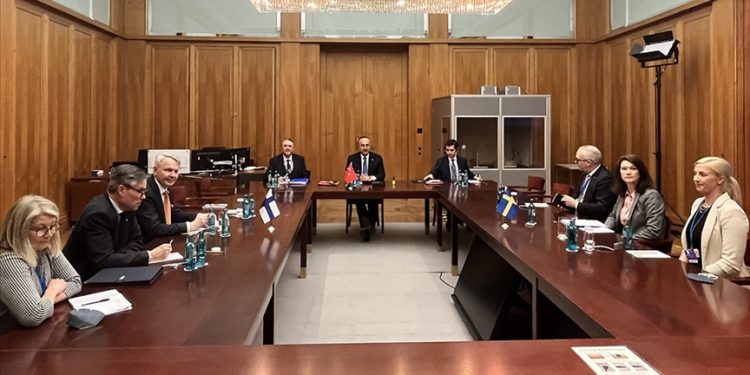 Türkiye, İsveç ve Finlandiya ile NATO üyeliğini görüştü