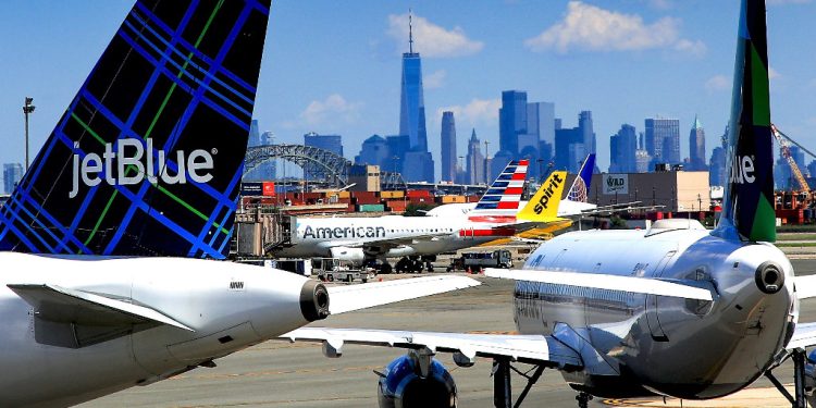 ABD’li havayolları varış öncesi test koşullarının kaldırılmasını istiyor