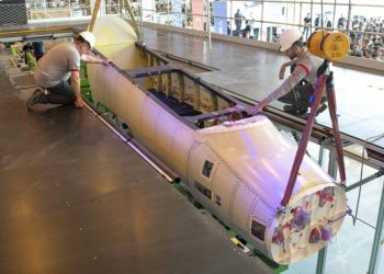 HÜRJET Projesi’nde üretilen ilk ön gövde montaj hattında