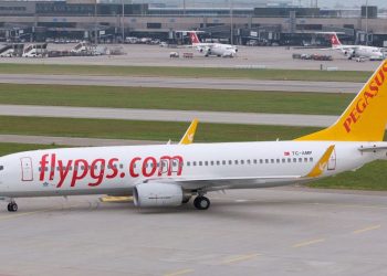 Pegasus, 4 adet 737-800 uçağı 73.5 milyon dolara satıyor