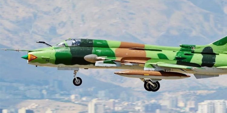 İran’da SU-22 düştü