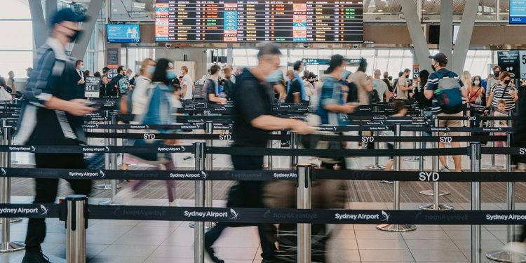 Qantas bavulları taşıyacak 100 gönüllü yönetici arıyor