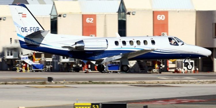 Özel jet Baltık Denizi’ne düştü