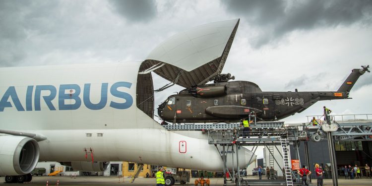 Airbus, büyük boyutlu askeri kargolar için yükleme sistemi geliştirdi