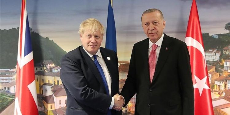Johnson: “Türkiye ile savunma teknolojisinde yeni fırsatları ele alıyoruz”