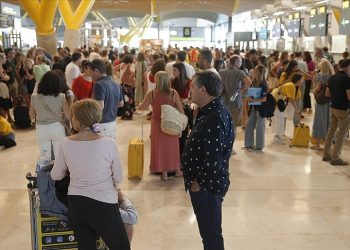 İspanya’da kötü hava şartları can aldı, 671 uçuş iptal edildi