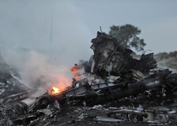 Füzeyle düşürülen yolcu uçağı davasında 3 sanığa müebbet