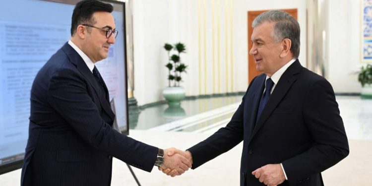 İlker Aycı’dan Özbekistan Cumhurbaşkanı Mirziyoyev’e sunum