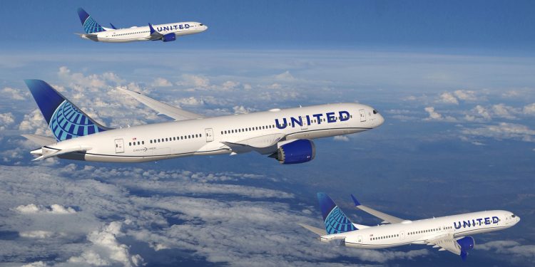 United Airlines ve Boeing’ten 300 uçaklık anlaşma