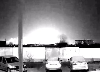 Rusya’da iki askeri havaalanında patlama