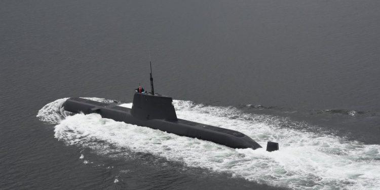 Türkiye’nin denizaltısı Pirireis’te testler başlıyor