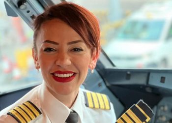 Türk kadın pilot Kuveyt’in ilk kadın kaptan pilotu oldu