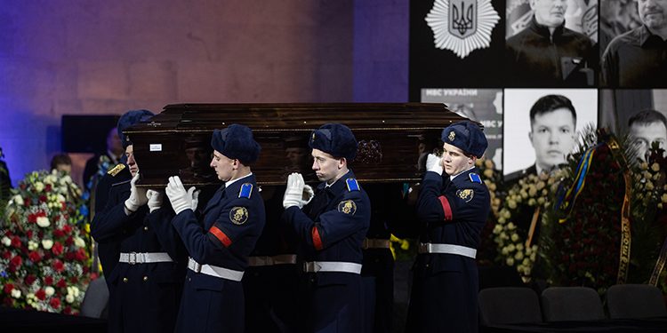 Ukrayna’da helikopter kazasında ölenler için cenaze töreni