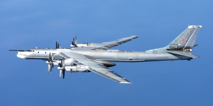 Rusya, Ukrayna’ya Tu-95 bombardıman uçaklarıyla saldırdı